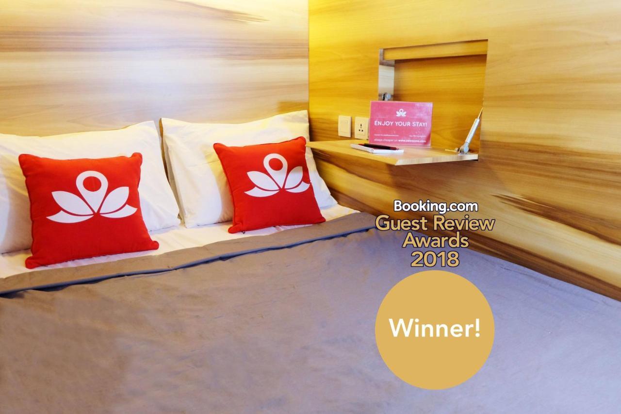 Zen Hostel Gubeng Station สุราบายา ภายนอก รูปภาพ